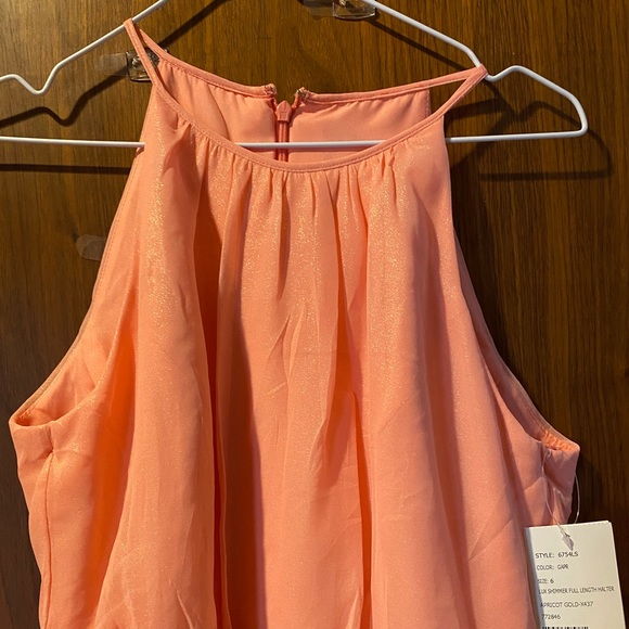 Dress/gown - Picture 2 of 4